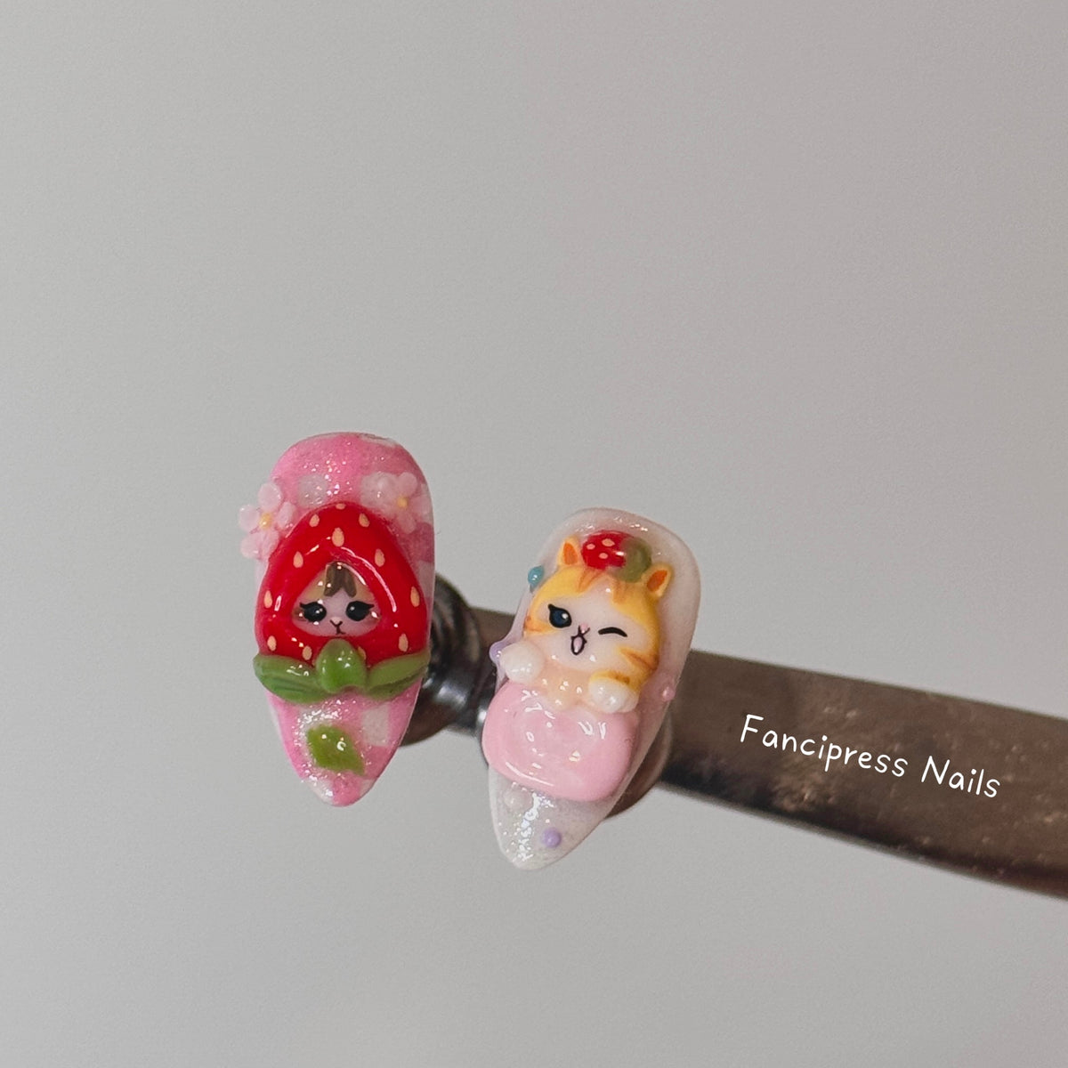 Strawberry Mofusand