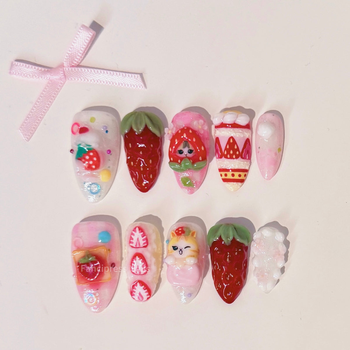 Strawberry Mofusand