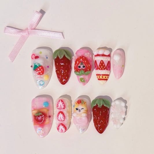 Strawberry Mofusand