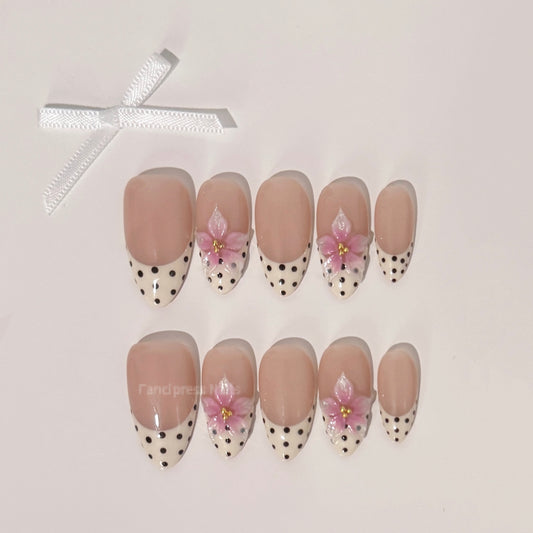 Polka Bloom